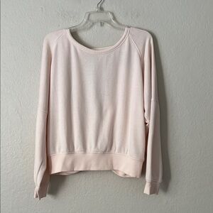 Like New! Ocean Drive Light Blush Twist Back Soft Sweater in Size L